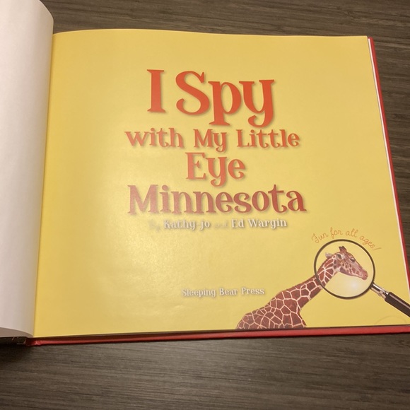 I Spy with my little eye Minnesota by Kathy-jo and ed wargin hardcover kids book - Picture 3 of 5